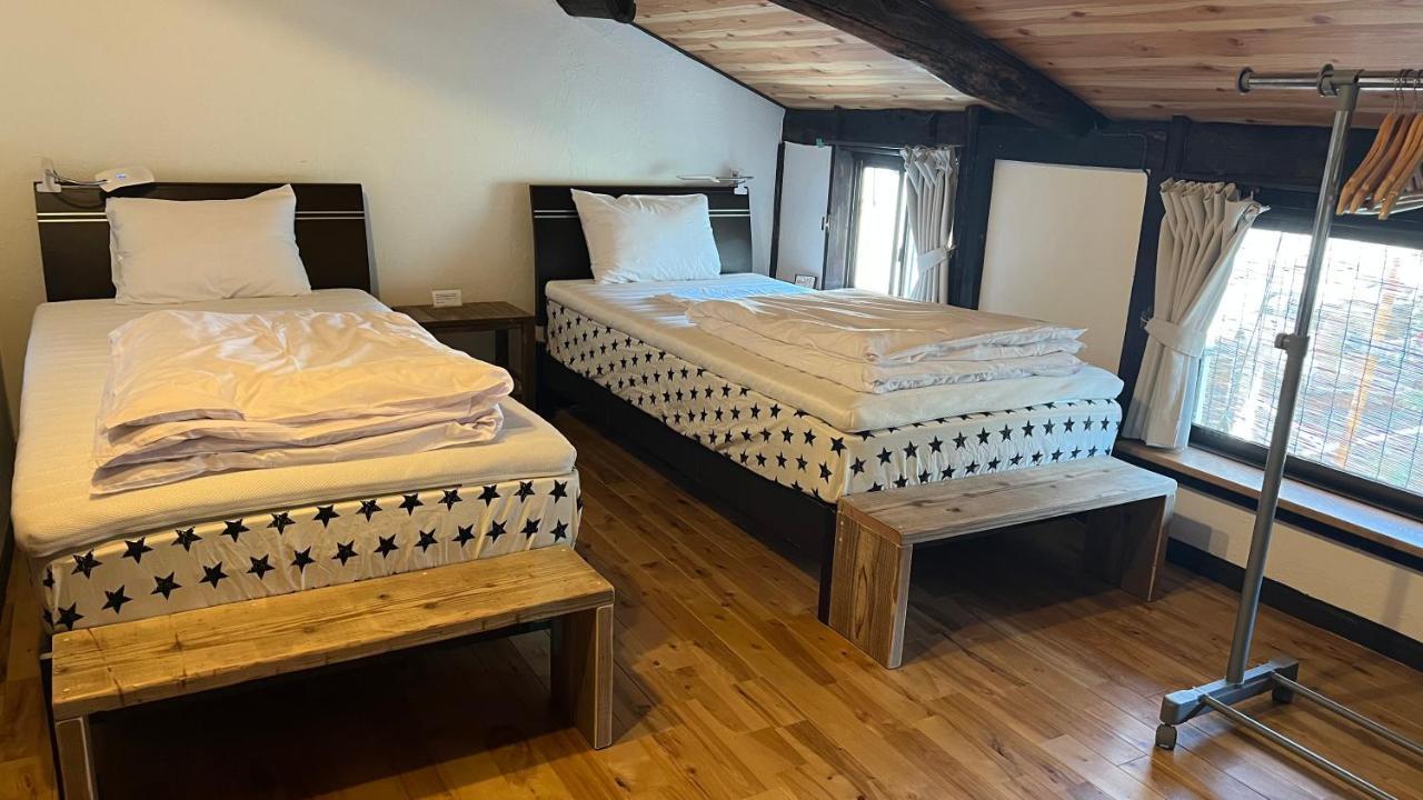 京町家 近よし Hotell Kyoto Exteriör bild